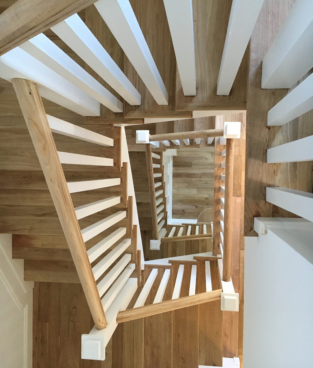 natural-wood-staircase-911